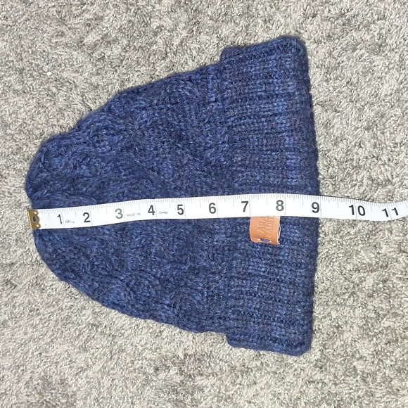 Aran wool cable knit beanie cap hat - navy blue - Picture 5 of 5